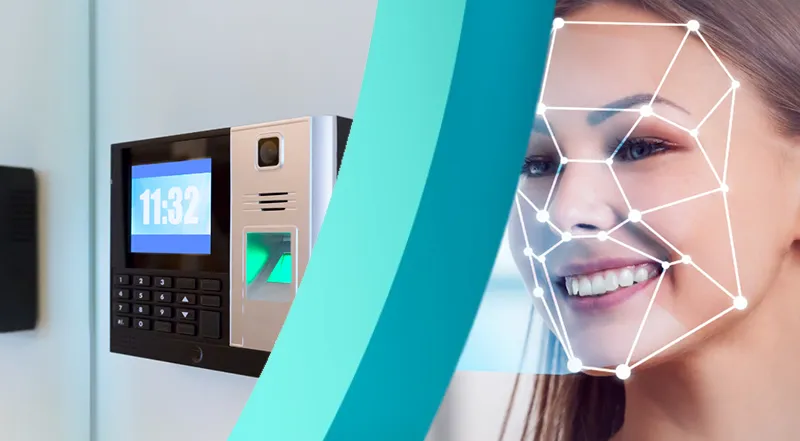 Comparatif entre un lecteur de badge et un dispositif biométrique sur une femme souriante, montrant l’évolution vers une supervision des accès plus fluide et sans contact